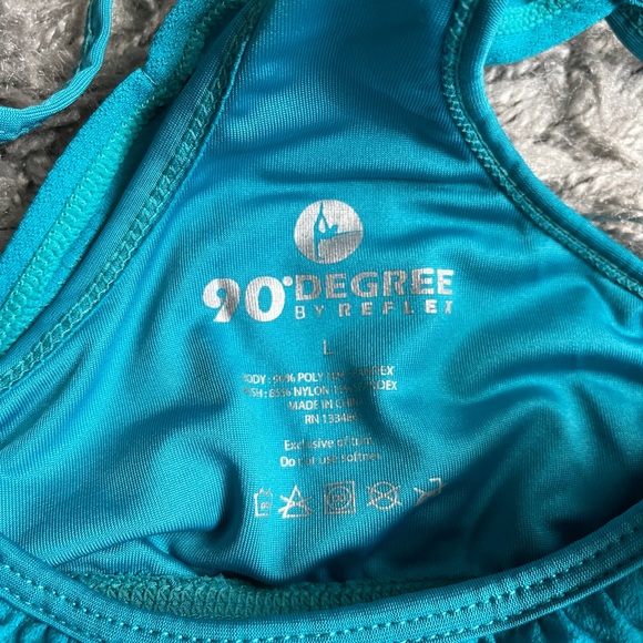 Athletic top - Picture 3 of 6